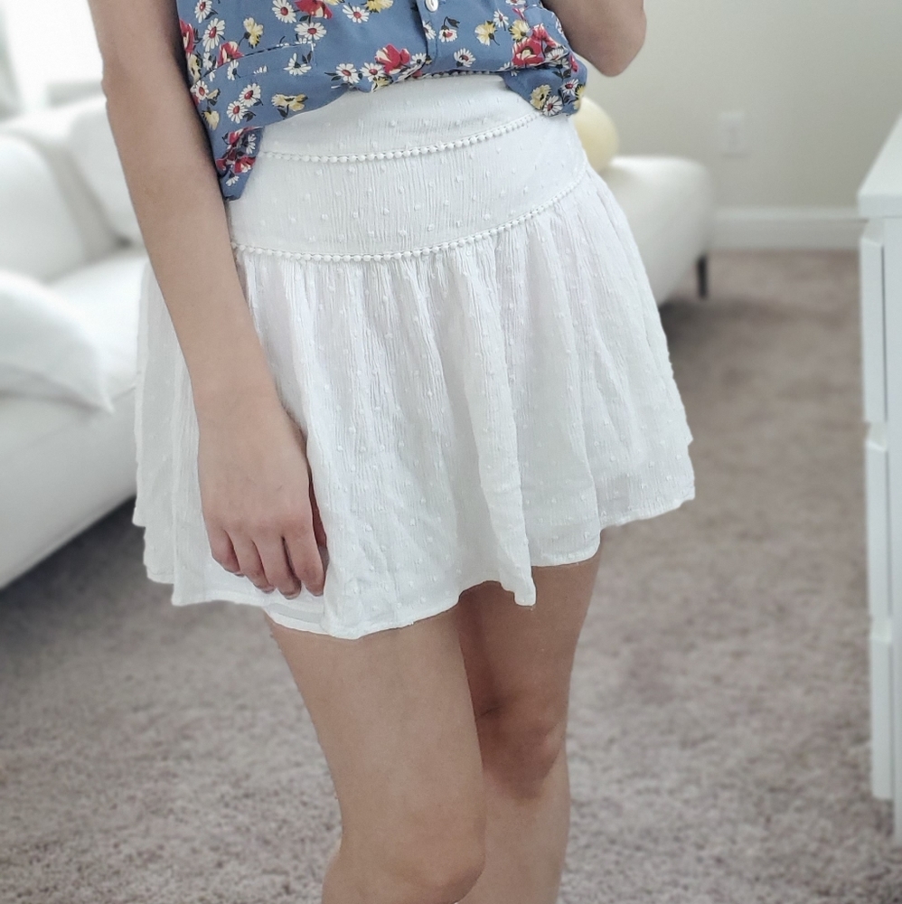 Forever 21 White Skirt - Picture 2 of 9